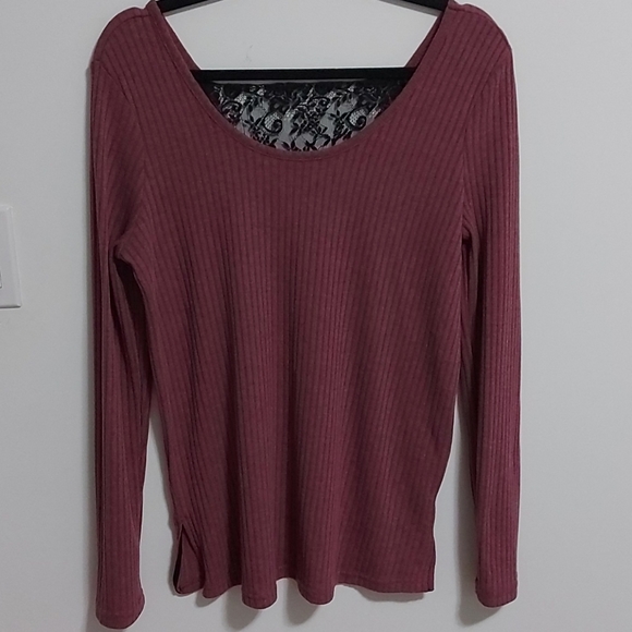 Buffalo Burgandy & lace long sleeve - Picture 4 of 14